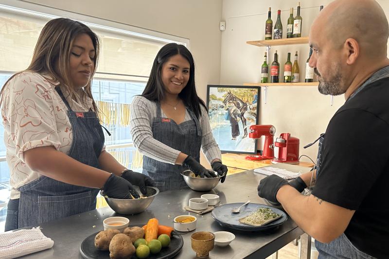 gourmet-peruvian-cooking-class-and-wine-tasting-1