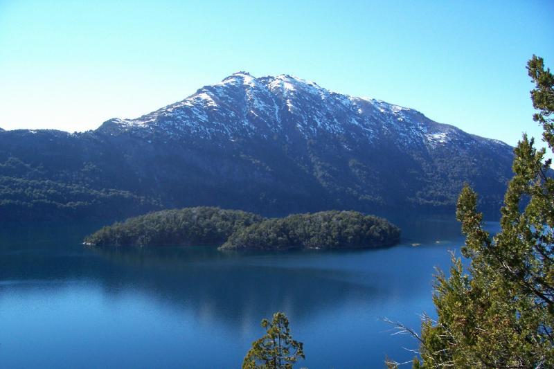 kayak-trekking-on-mascardi-lake-3