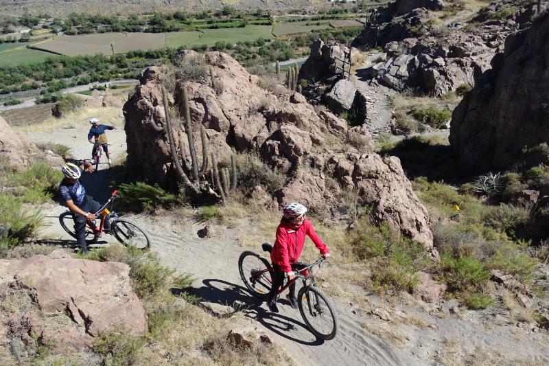 las-rocas-park-and-chilina-valley-bike-tour-6