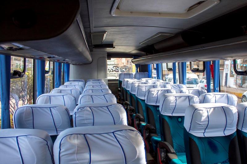 puno-airport-arrival-shared-transfer-lake-hotels-5