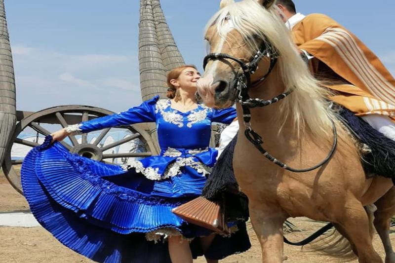 peruvian-paso-horse-marinera-with-lunch-1