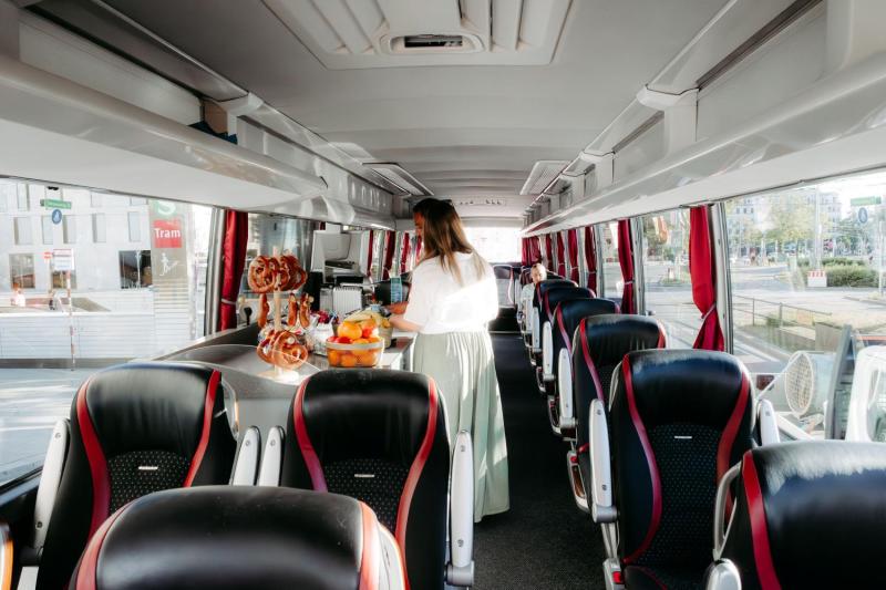 From Munich: Neuschwanstein & Linderhof Premium Tour Royal Selection Skip-the-Line Full Day