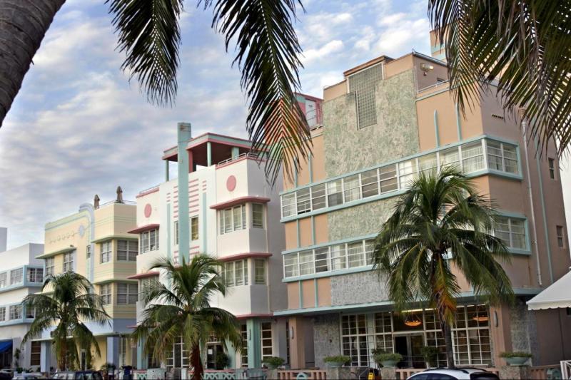 You won\'t miss out on all the Art Deco Miami has to offer with this tour