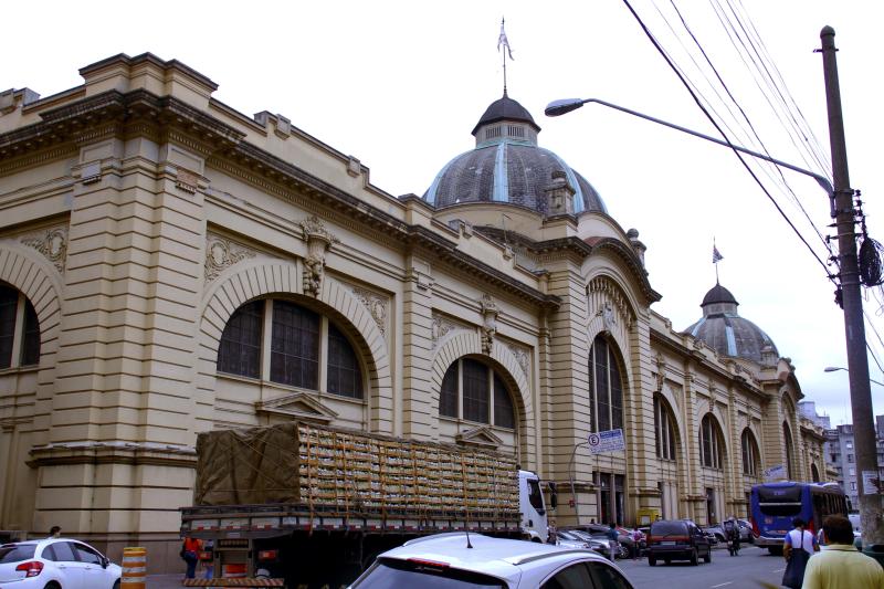 The Municipal Market\\\\\\\\\\\\\\\'s main entrance
