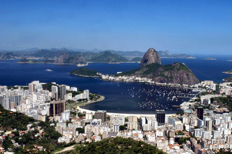 Rio de Janeiro: Guanabara Bay Schooner Cruise & Barbecue Lunch Experience