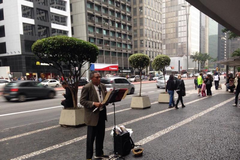 The Paulista Avenue has a lot of street artists