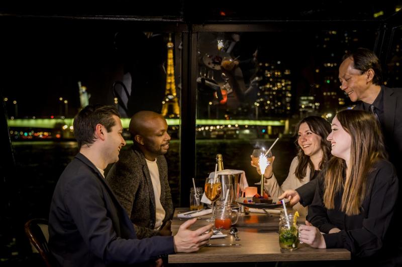 Paris: 6:45 PM Bistronomic Dinner Cruise on the Seine