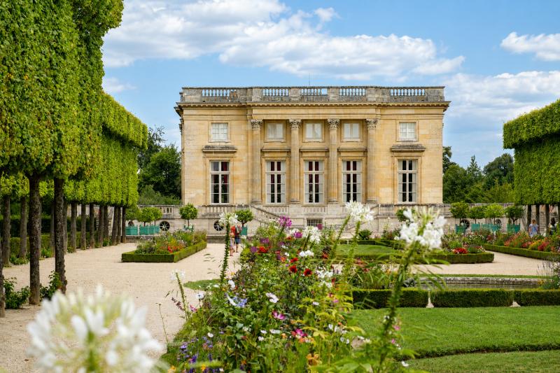 Be amazed by the gorgeous grounds and architecture
