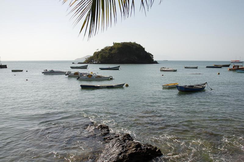 Búzios: Schooner Cruise Around the Peninsula & Swimming Stops