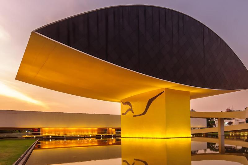 Curitiba by Night: City Highlights & Italian Dinner Experience