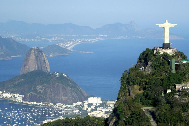 Rio de Janeiro: Rio Essentials Getaway with Christ Redeemer & Sugar Loaf: 2 Days / 1 Night