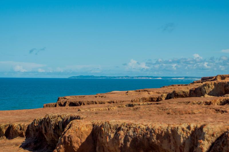 From Natal: Pipa Beaches Day Trip with Spanish or Portuguese Guide