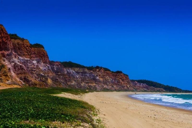 Maceió: Private Gunga Beach Schooner Cruise & Coastal Escape