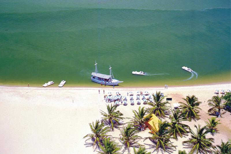 Maceió: Gunga Beach Schooner Cruise & Coastal Paradise Tour
