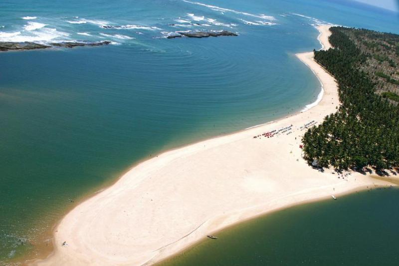 Maceió: Gunga Beach Schooner Cruise & Coastal Paradise Tour