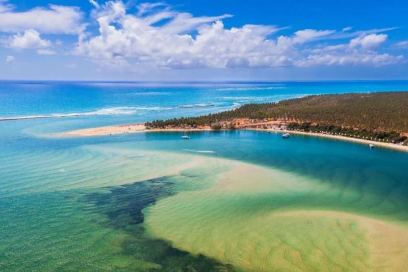 Maceió: Gunga Beach Schooner Cruise & Coastal Paradise Tour