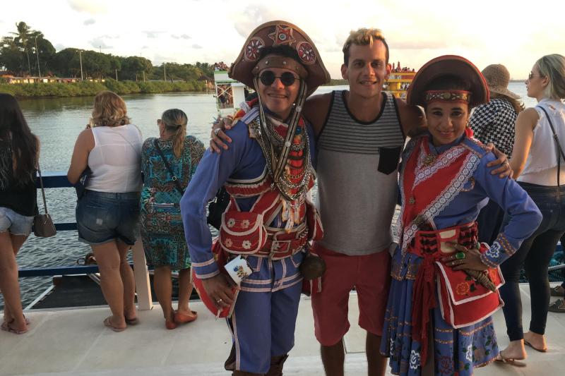 João Pessoa: Jacaré Beach Group Tour with Spanish or Portuguese Guide
