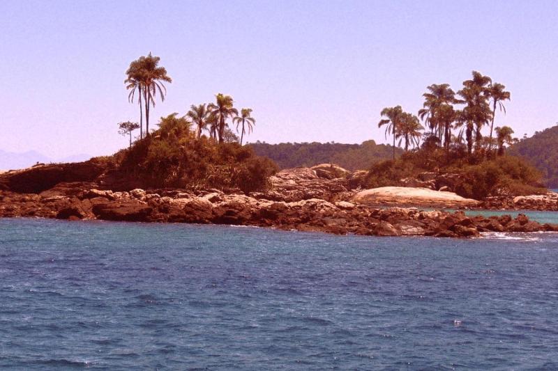 A common postcard of Angra dos Reis