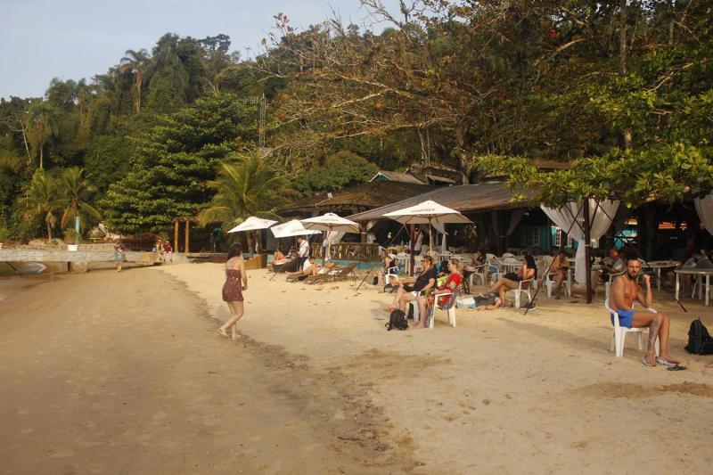 Angra dos Reis: Island-Hopping Speedboat Adventure