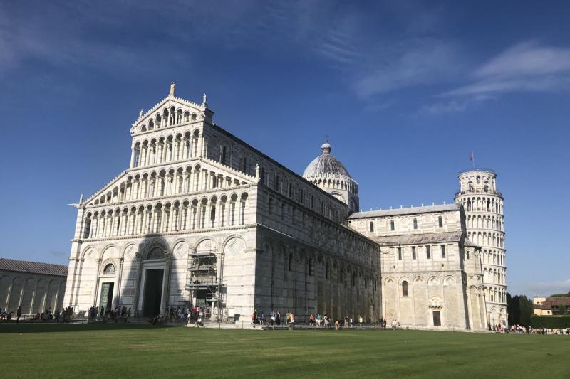 The complex of the Cathedral and Tower. What a wonderful picture!