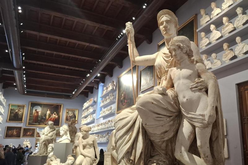Florence: Guided Tour with Accademia Visit & Tuscan Lunch