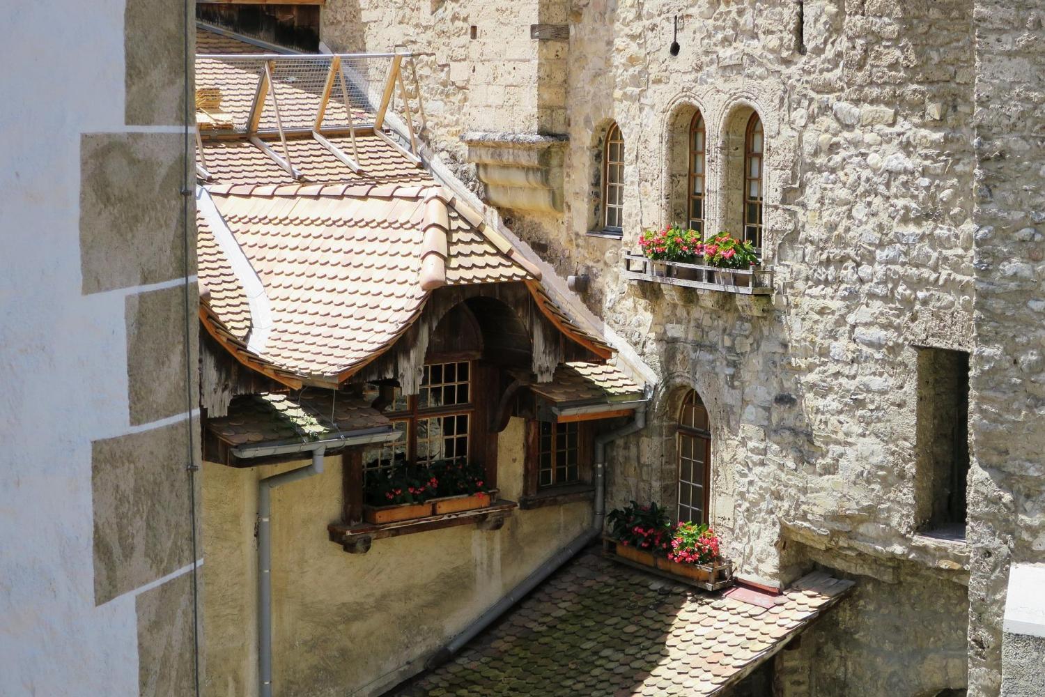 Chaplin's World, Montreux & Chillon Castle From Geneva - Winter