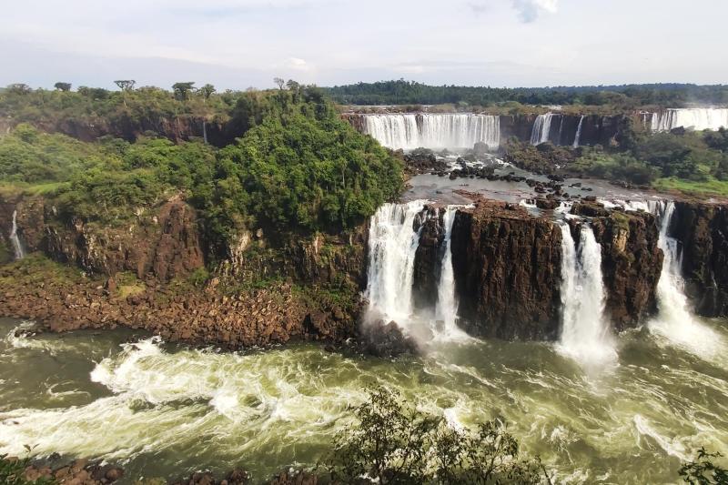 Puerto Iguazú: Full Day Iguassu Falls Both Sides - Brazil and Argentina