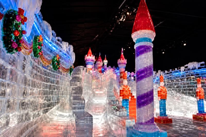 Ice sculptures all around