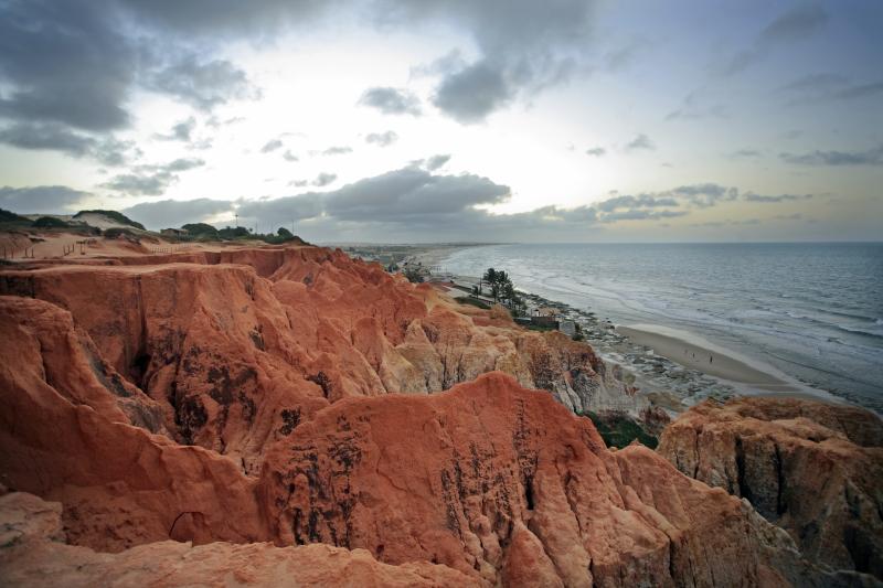 From Fortaleza: Morro Branco Red Cliffs & Colorful Dunes Tour: Full Day