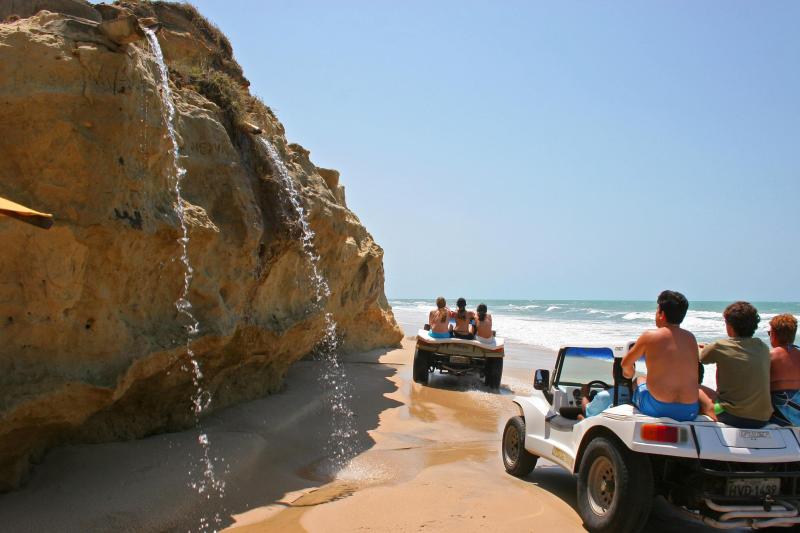 From Fortaleza: Morro Branco Red Cliffs & Colorful Dunes Tour: Full Day