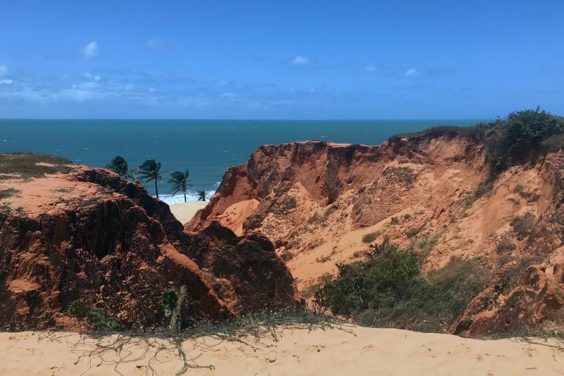 From Fortaleza: Morro Branco Red Cliffs & Colorful Dunes Tour: Full Day