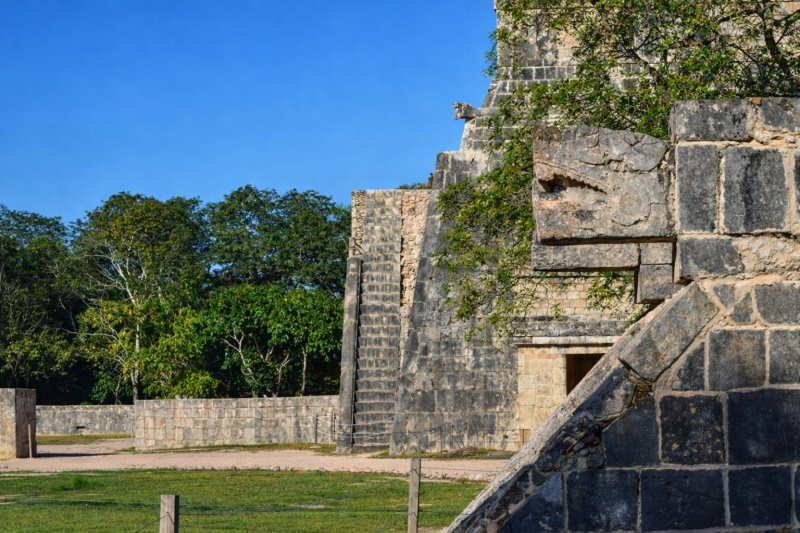 From Cancun and Riviera Maya: Chichén Itzá Private Guided Tour with Transportation Full Day