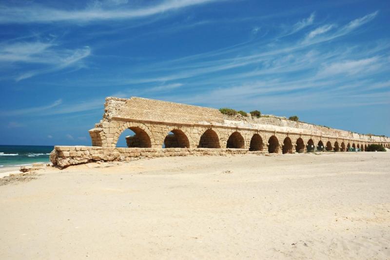 The Roman aqueduct - Caesarea Maritima