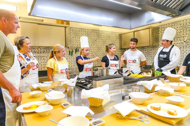 Sorrento: Cooking Class & Food Experience