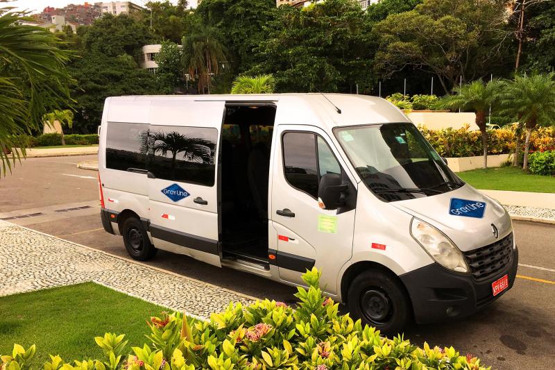 Iguassu Falls: Shared Airport Shuttle Between IGU Airport & Hotels in Foz do Iguaçu or Puerto Iguazu