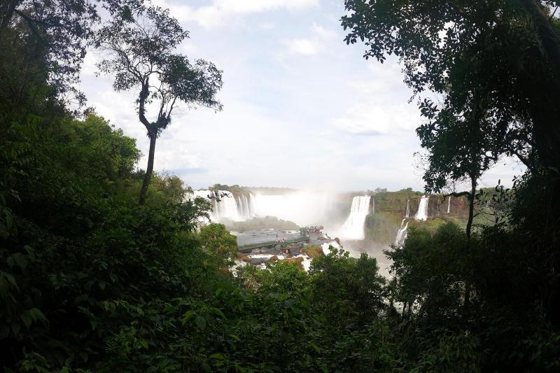 Iguassu Falls: Shared Airport Shuttle Between IGU Airport & Hotels in Foz do Iguaçu or Puerto Iguazu