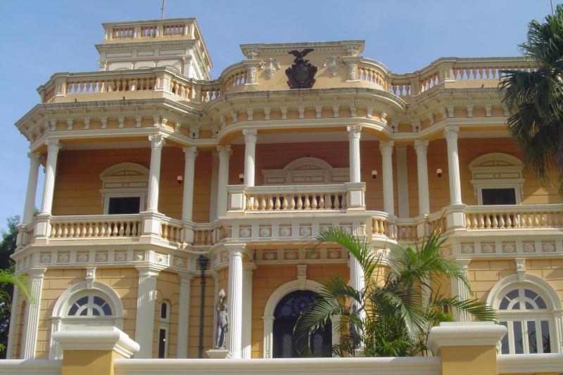 Manaus: Shared Airport Shuttle Between MAO Airport & Hotels