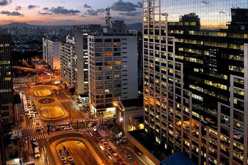 São Paulo: Private Transfer Between Guarulhos Airport (GRU) & Hotels