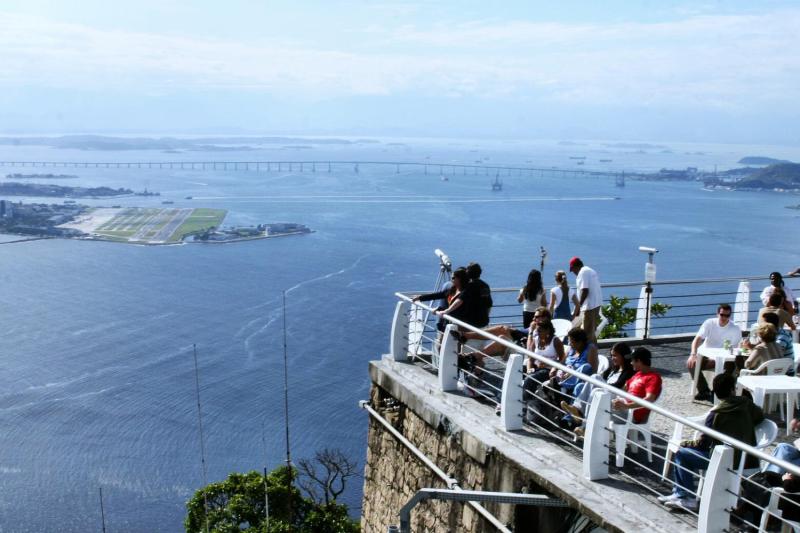 Rio de Janeiro: Private Airport, Hotel & Cruise Port Transfers