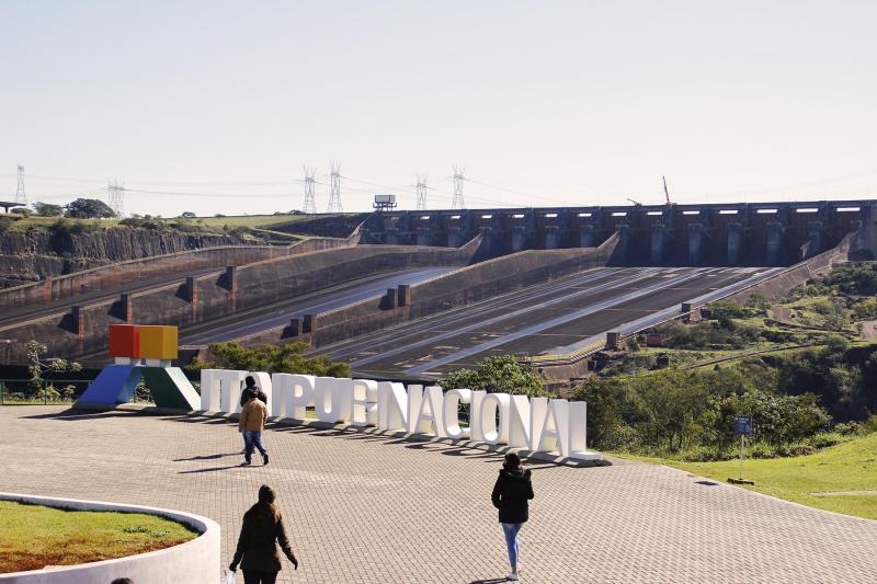 3-Day Iguassu Falls from both sides and Itaipu Dam Tour