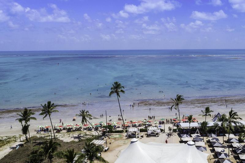 João Pessoa: Northern Coast Beaches & Jacaré Sunset Group Tour in Spanish or Portuguese: Full Day