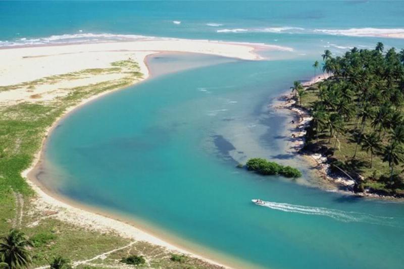 Maceió: Duas Barras Beach & Marapé Dunes Group Tour in Spanish & Portuguese