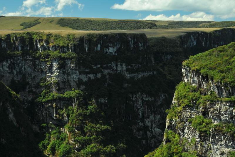 Aparados da Serra: Canyon Itaimbezinho Tour with Picnic: Full Day