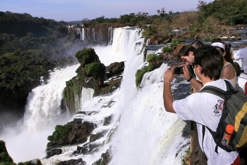 From Foz do Iguaçu: 2 Days - Iguassu waterfalls and visit to Itaipu Dam