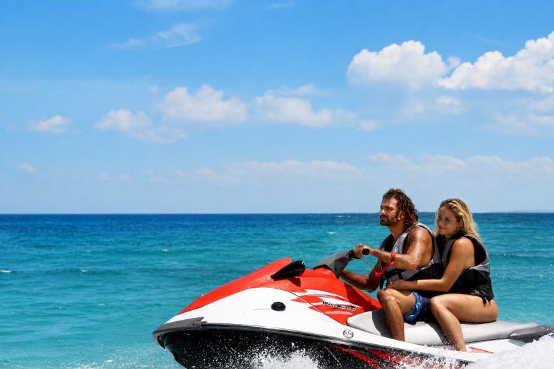 From Fort Lauderdale: Ferry tickets to Bimini, Bahamas Economy Premium Class