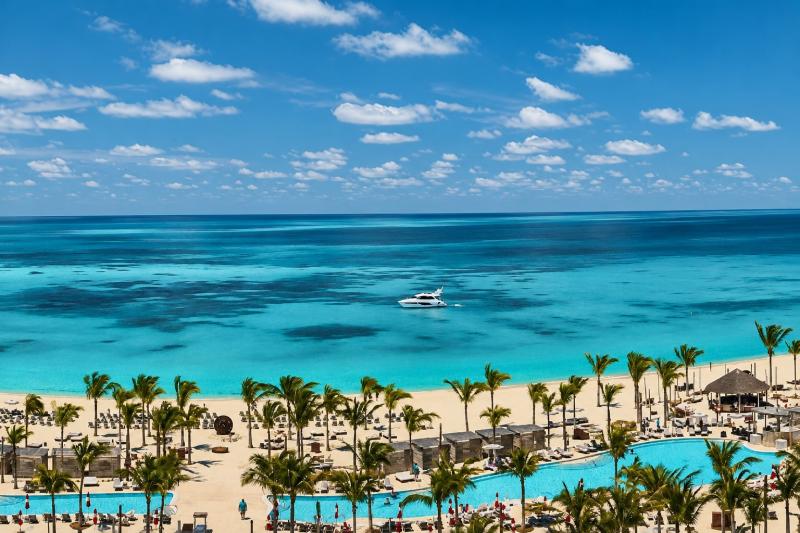 From Fort Lauderdale: Ferry tickets to Bimini, Bahamas Economy Premium Class