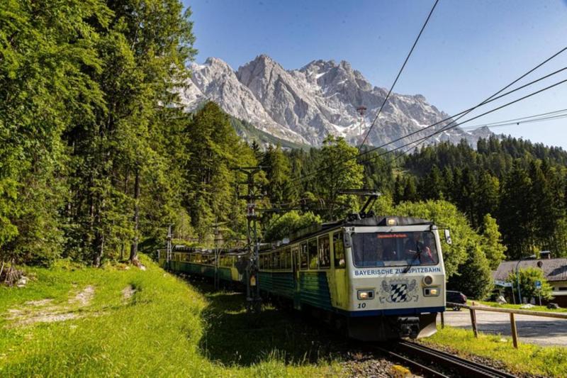 From Munich: Zugspitze - The Top of Germany Full Day