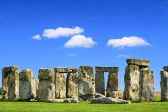 From London: Stonehenge and Bath Full Day Guided Tour