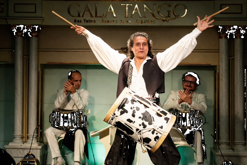 Gourmet Dinner and Tango Show at Gala Tango, with Tango Lesson