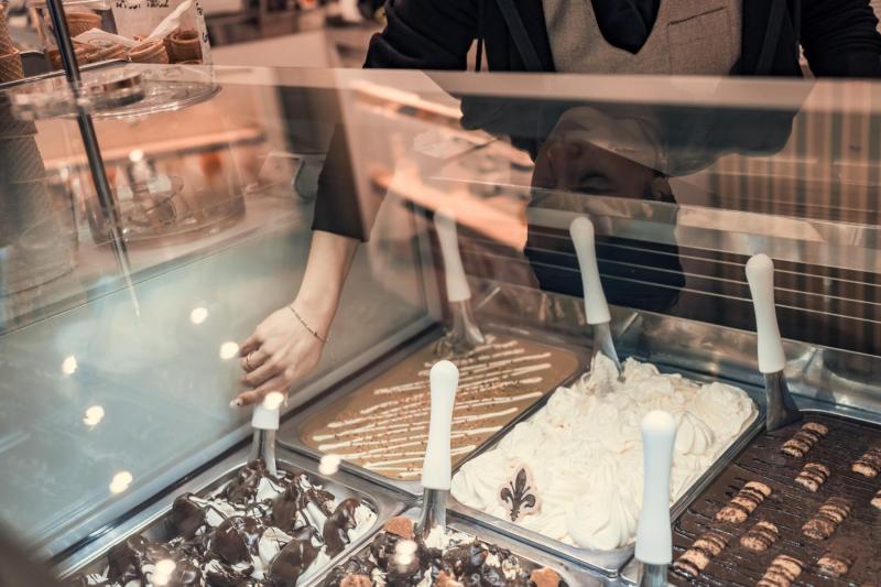 Florence: Guided E-Bike City Tour with Gelato Tasting